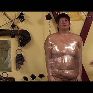 First Image Of annadevot's Video - Wehrlos in Folie...