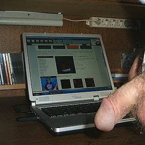 Wichsen in der Mittagspause Galeriebild