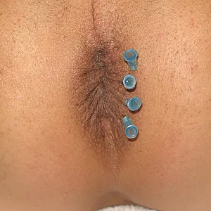 Pierced Ass Pussy!!  Part I Galeriebild