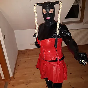First image of gotha1987's Gallery - latexbitch