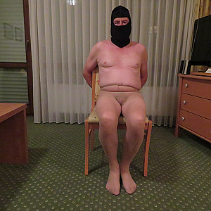 Das erste Bild von pekki0965's Galerie - unterwürfige Schwuchtel in Strumpfhose