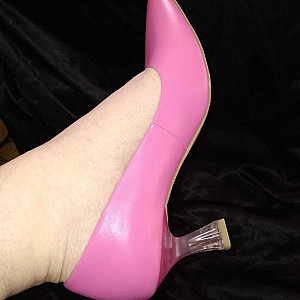 High Heels in Pink gallery image