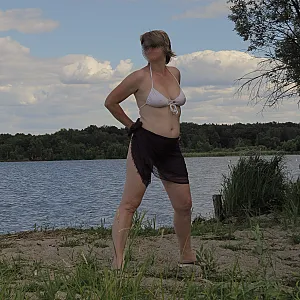 summer 3 gallery image