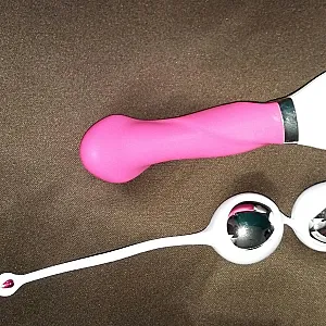 Cybersex with girlfriend gallery image