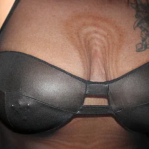 First image of Gina Vienna's Gallery - Lady wears nice neat