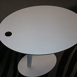 Sidetable gallery image