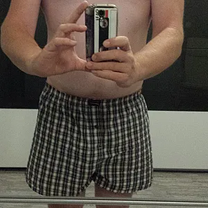 Me in full body view gallery image