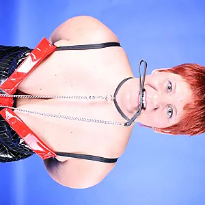 Photo shoot in erotic outfit gallery image