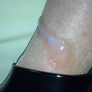 Bilder von "auf die Heels gewichst" Galeriebild