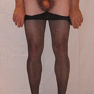 Nylons down 10 gallery image