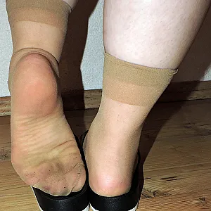 Fotze,Titten mit Nylonsöckchen in Birkis Galeriebild