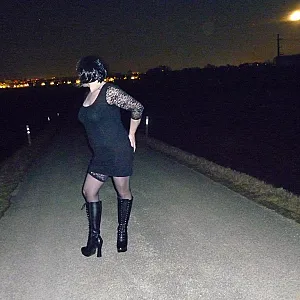 Meine neuen Plateauschnürstiefel die 3. Galeriebild