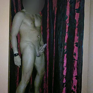 Nackt und Hart im Pornokino Galeriebild