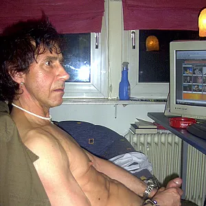 Das erste Bild von gaybiboy's Galerie - Die lavalampe 2 + kalle Handarbeit mit dem schwanz