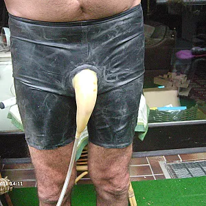sexy rubberslip gallery image