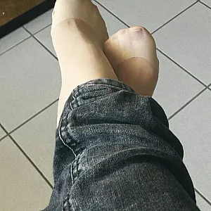 we, nylons, feets and heels gallery image