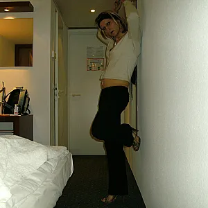Crossdressing gallery image