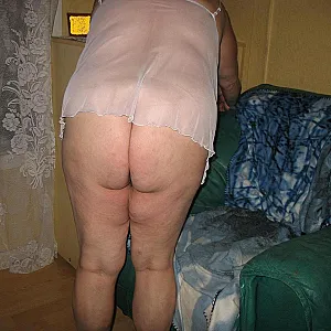 naughty dominoes gallery image