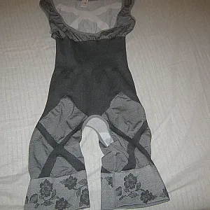 Me in AIO Pantygirdle (mieder) Galeriebild