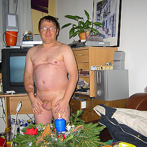 me nude gallery image