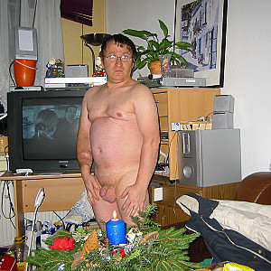 me nude gallery image