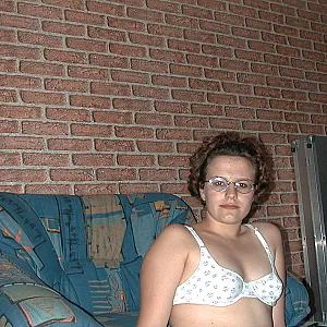 Junge geile Studentin sucht...4 Galeriebild