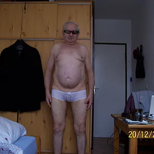 nude gallery image