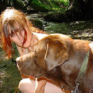 Gina Zeigt Sich /  Foto Treffen Bach 2 Galeriebild