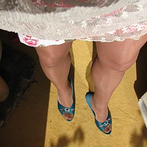 in Nylons 16 Galeriebild