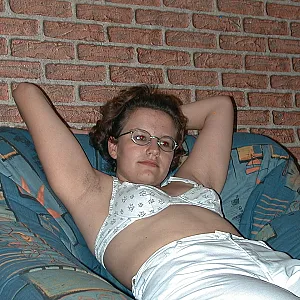 Junge geile Studentin sucht...3 Galeriebild