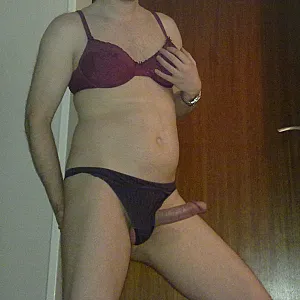 cd gallery image