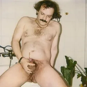 drinking pee gallery image