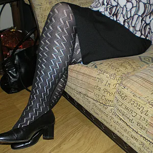 Album 02 Wife Nylon Legs and Feet #1 Galeriebild