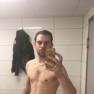 Dobbyy Profile Picture