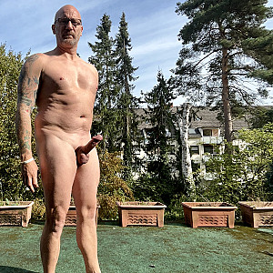 presenting my dick gallery image