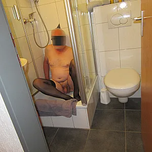 Sklave im Hotelzimmer 13 Galeriebild