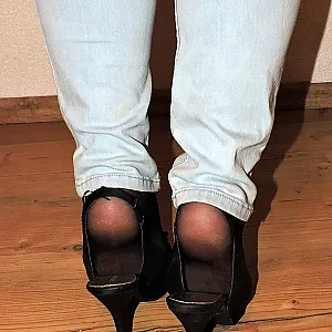 jeans nylons and titts gallery image