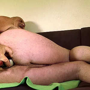 Geil mit der Weinflasche besorgt Galeriebild