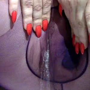 pee gallery image