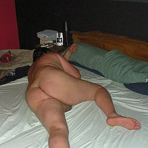First image of bipaar2011's Gallery - in bed