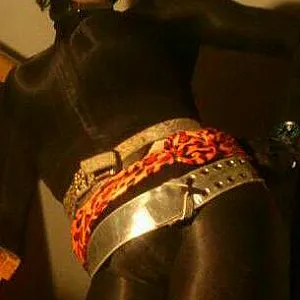 Fetisch-Tranny sucht... Galeriebild