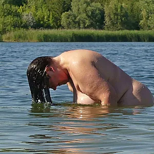 Wasserfontäne mit Haaren gemacht 1 Galeriebild