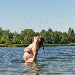 Wasserfontäne mit Haaren gemacht 1 Galeriebild