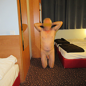 Das erste Bild von pekki0965's Galerie - nackt im Hotel 01