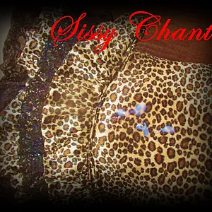 Sissy Chantal - vollgespritzt und besamt Galeriebild
