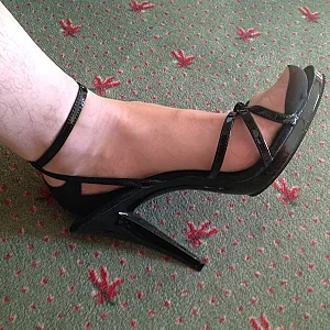 I love nylons gallery image