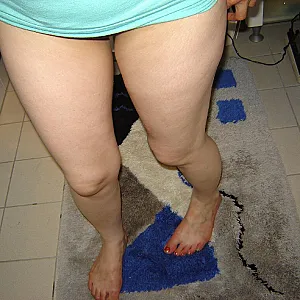 First image of simmering's Gallery - showering my feets