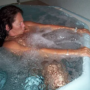fun in the hottub gallery image