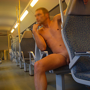 First image of einfach_iche's Gallery - nude in train