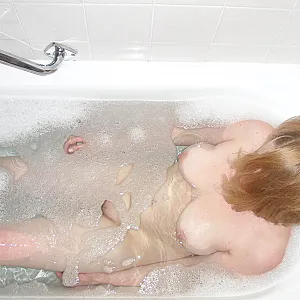 tweety in the bathtub gallery image